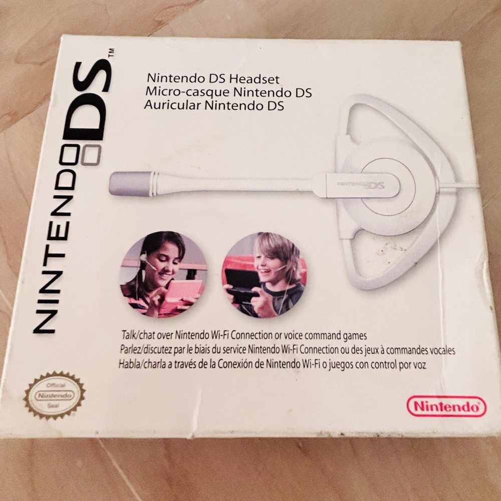 Official Nintendo DS Headset White Ear-Cup Microphone NTRAEM New In Box